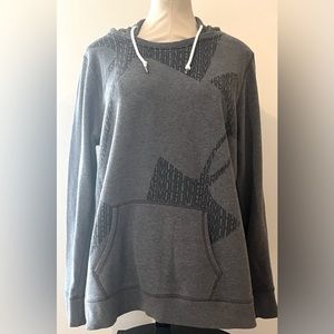 Women's Under Armour sweatshirt, Size L